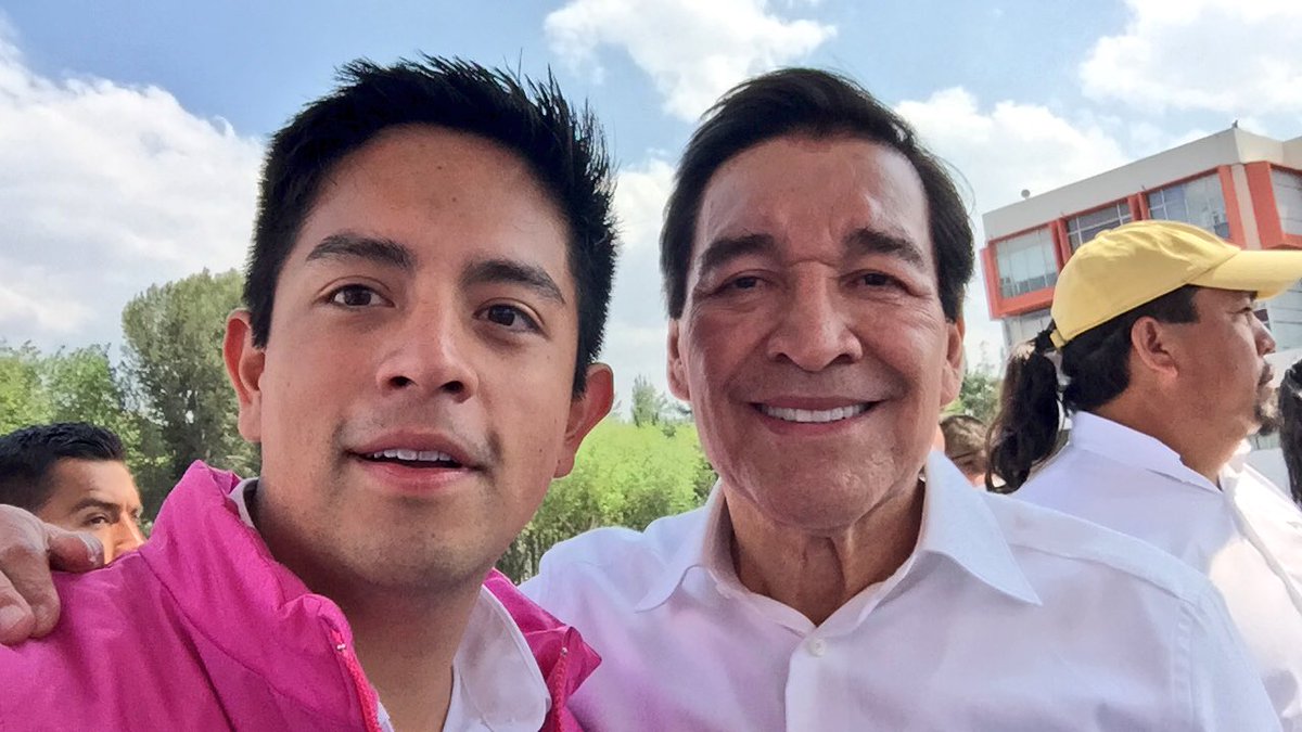 jlgallegos_'s tweet photo. En @PRDMexico ya arrancamos campañas!! Un placer acompañar a @GuadarramaPP nuestro candidato a gobernador en Hidalgo https://t.co/CdJnOOcTmW