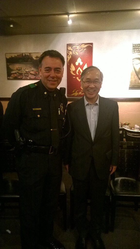 DPDVaughan's tweet photo. Having dinner with the new Thai ambassador to the US at Bangkok Dee restaurant in Dallas. Welcome to Texas! https://t.co/YHkMX9E5wX