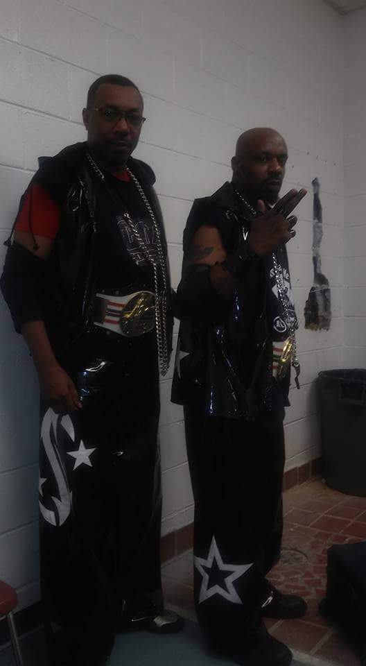 MBN_GSmooth's tweet image. @aiwfwrestling GPCW Tag Team Champions #ColorOfSuccess debuted at QCW tonight. What an awesome show and great crowd!