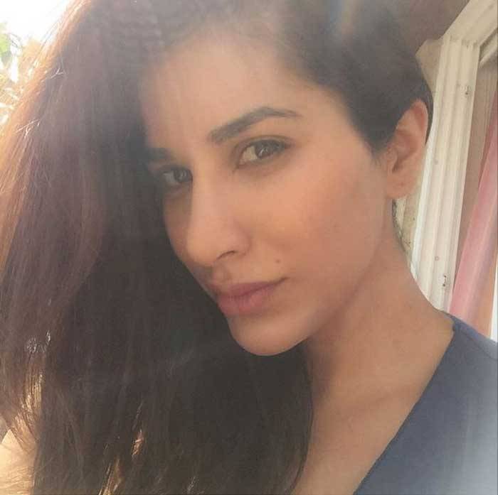 kubra_ABB's tweet photo. here are some cool summer skin care tip's
https://t.co/9eExAor307 https://t.co/135ZkVKksY