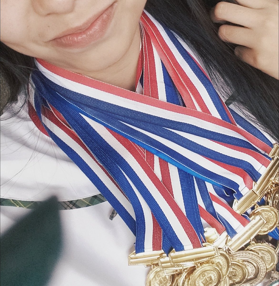 arakimonicaa's tweet photo. Over-all Achievements ๐ #Graduation2012 to #MovingUpCeremony2016 ๐ https://t.co/KulYtRPHN4