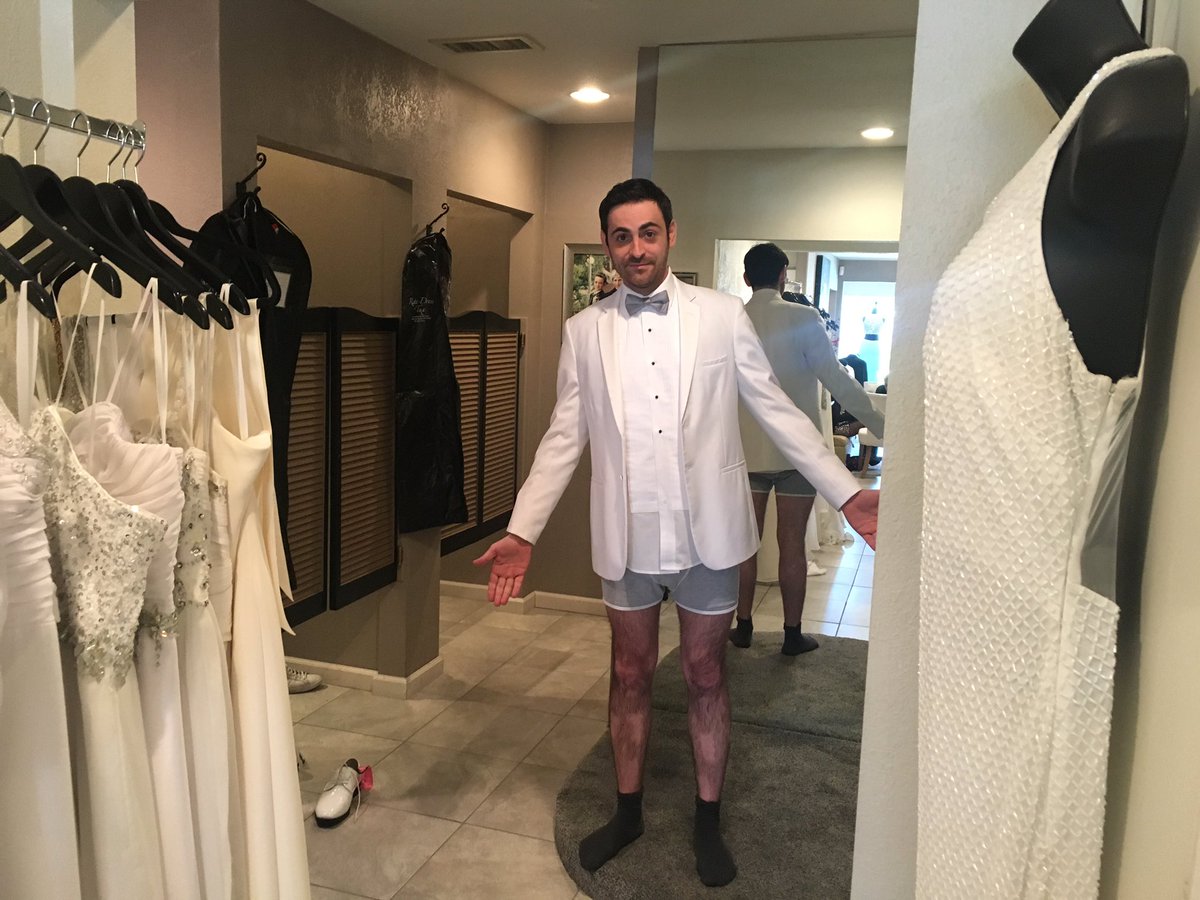 CamilleCombal's tweet image. Alors, vous me trouvez comment? 😅