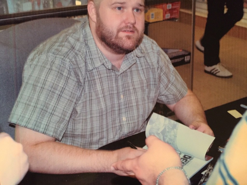 JeffDMorgan's tweet photo. May of 2009, #RobertKirkman signing hardbound #TWD at #MileHighComics in Denver, Colorado. He signed all my books. https://t.co/TcEMTukAq8