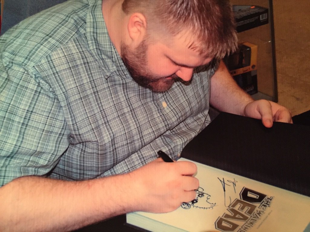 JeffDMorgan's tweet photo. May of 2009, #RobertKirkman signing hardbound #TWD at #MileHighComics in Denver, Colorado. He signed all my books. https://t.co/TcEMTukAq8