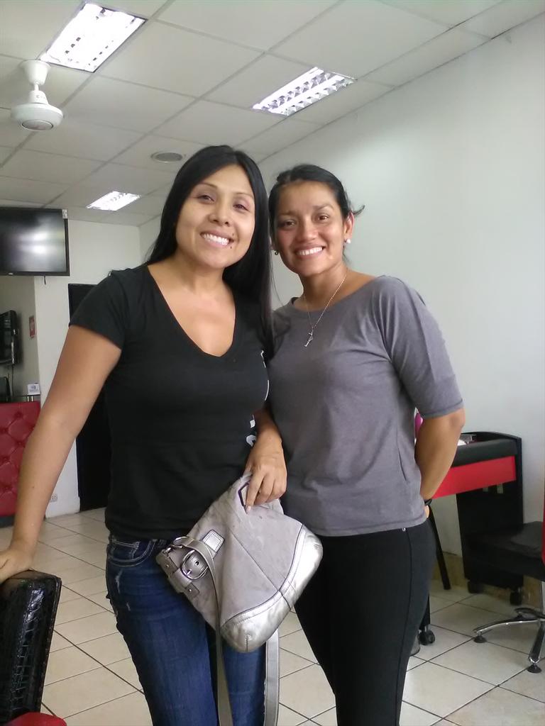 karinamorandra's tweet photo. Me encanto conocerla.. Sin duda Tula Rodriguez una mujer super sencilla y amable. https://t.co/myi6A4RQ8w