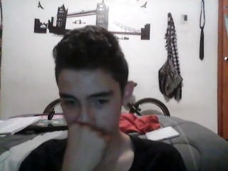 Jenifer06294467's tweet photo. 🔴 VIVO @54ced661f2de470 esta vivo en #YouNow - ** https://t.co/2ktXqp2PmI https://t.co/s8HljaLz7x