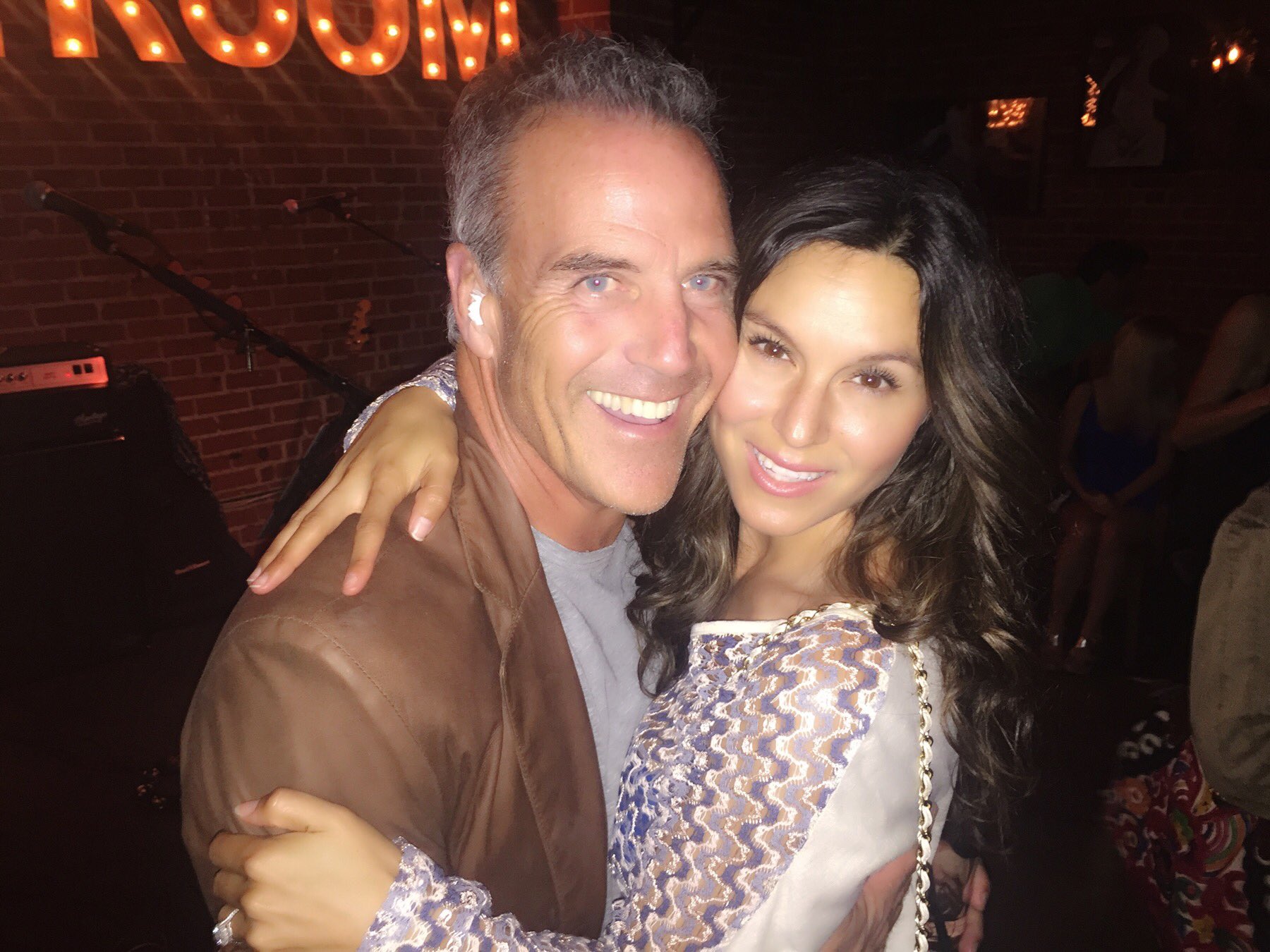 Richard Burgi on X: "I love this woman.@LOVESALTSHOES  https://t.co/sgFfnH4LuI" / X