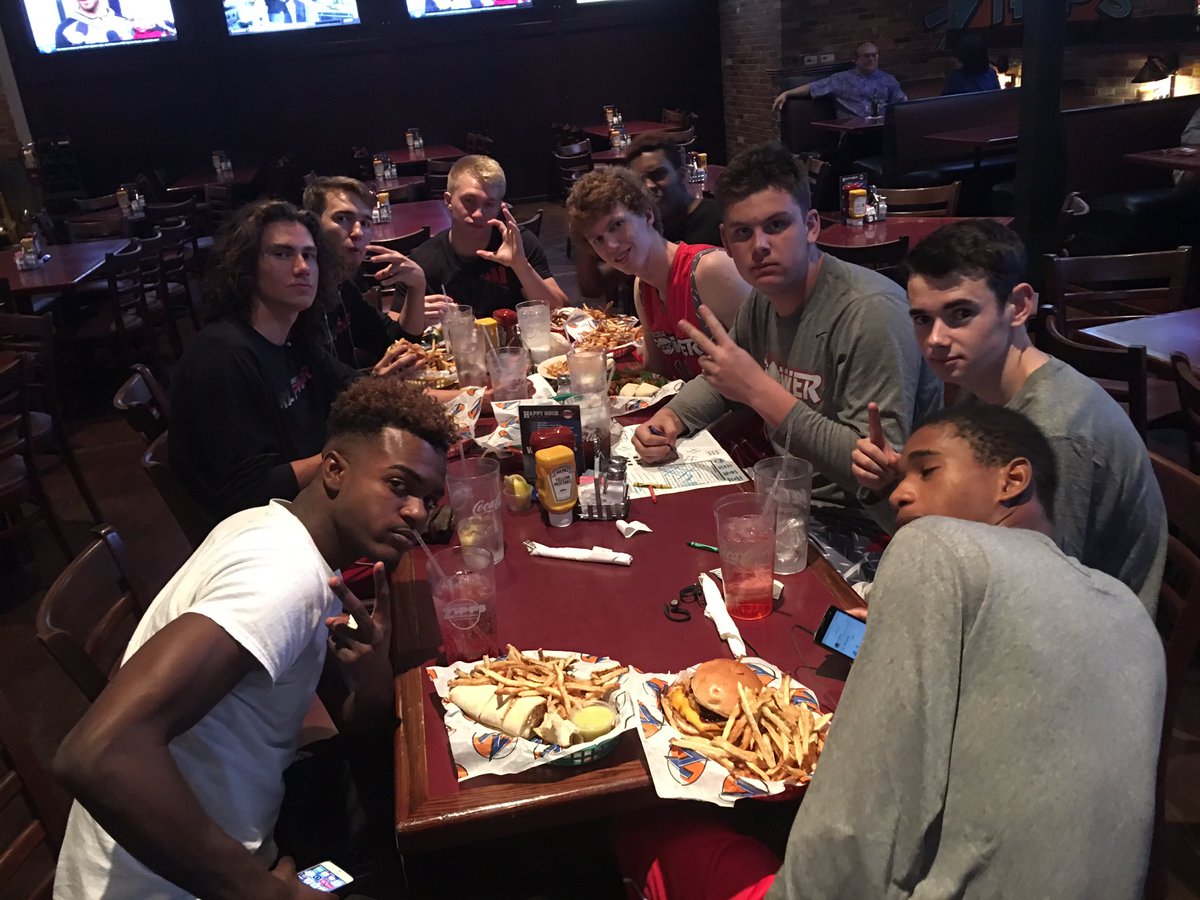 AZPowerNorthSBA's tweet photo. @AZPowerNorth Ws 2day @ColemanSWS 28 over powerhose & 21 Ovr soldiers! #weeatn #REALPower @_FletchDaddy @Jtthoman24 https://t.co/UBy68hJH4q
