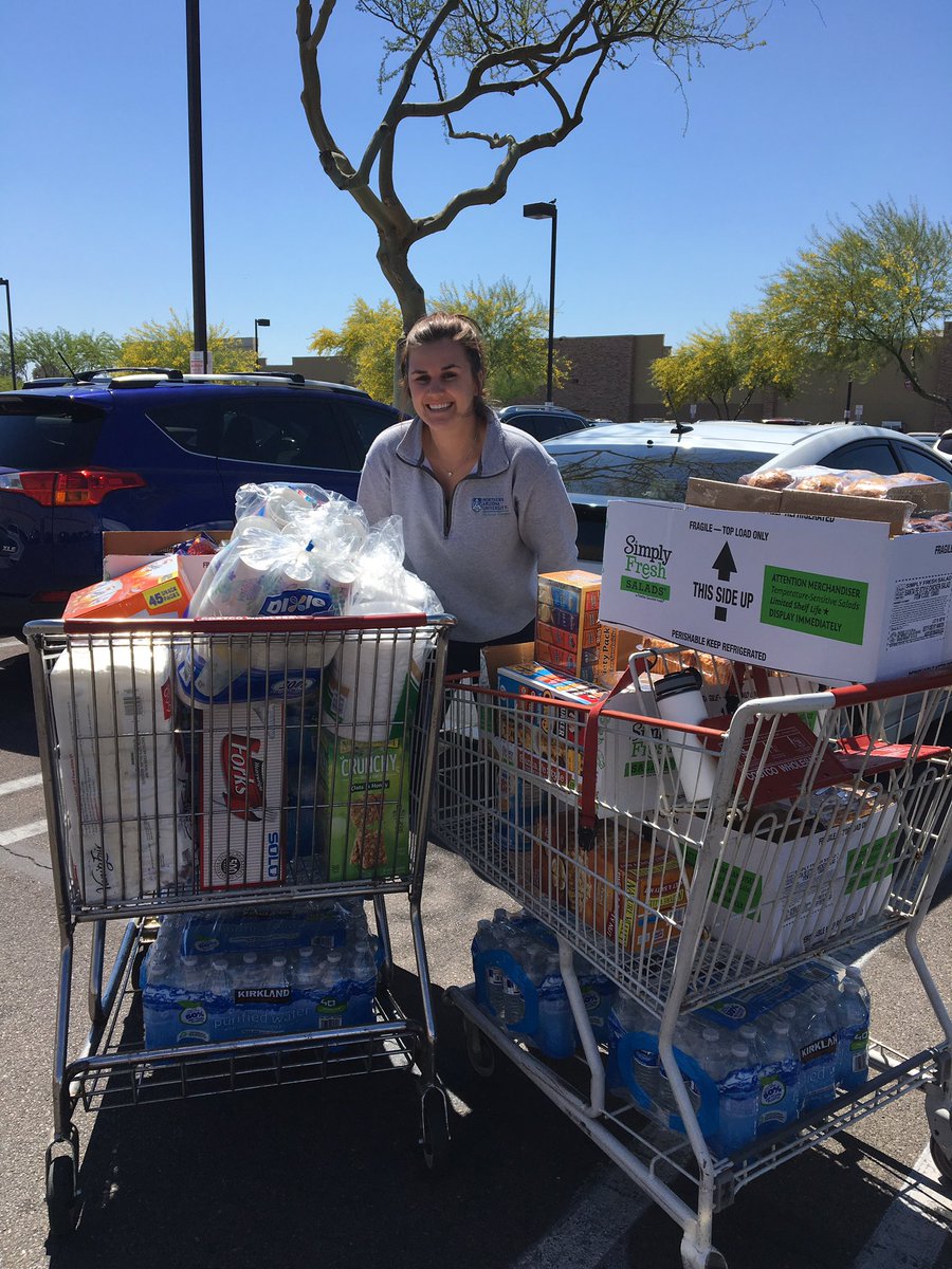 BethHornDPT's tweet photo. Huge shout out to @kalinordinSPT the @AZStudentSIG #AZSC2016 chair for a job well done! Thanks for your hard work! https://t.co/GDiKJUfi5y