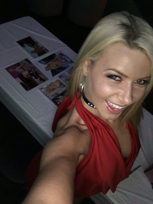 It's your last chance to meet me! I'm at @HaremFW1 &amp; I'm leaving soon! Come take a photo with my big<a class="tags" target="_blank" title="On Twitter" href="/?out=eyJ0eXAiOiJKV1QiLCJhbGciOiJIUzUxMiJ9.eyJpYXQiOjE3MjU2NzQ0NTgsImlzcyI6InR3cG9ybnN0YXJzLmNvbSIsIm5iZiI6MTcyNTY3NDQ1OCwiZXhwIjoxNzU3MjEwNDU4LCJyZWRpcmVjdF91cmwiOiJodHRwczovL3R3aXR0ZXIuY29tL0hhcmVtRlcxIn0.FLrF33EhqWbD_0QrfoeY-PgezXxMNLqlCT0VC0gfaDkTZ643V38tFBfkI_5isrDc2t4o1zO9vij_2tNjlEuXmQ">@HaremFW1</a><a href="/tag/boob"class="tags"><span>#boob</span></a><a href="/tag/albriteass"class="tags"><span>#albriteass</span></a><a href="/tag/albritearmy"class="tags"><span>#albritearmy</span></a>