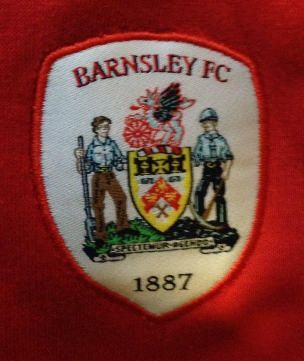 Skinner_Andy's tweet photo. Off to Wembley with the boys today. Come on you reds! #JPTFinal https://t.co/0NB0LMOynY