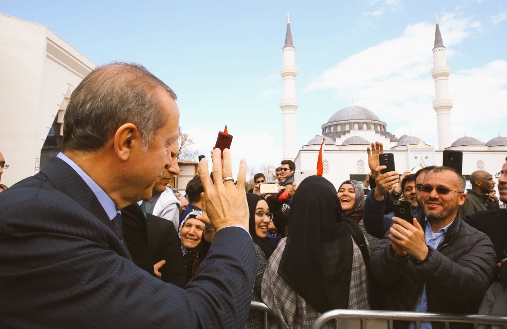 TaksitleAltiin's tweet photo. İşte Seni Bunun İçin Seviyoruz Reis...
İmkansız Olanları Yaptığın, Yaptırdığın İçin @RT_Erdogan  #CBErdoğan https://t.co/79SfYFq5Yp