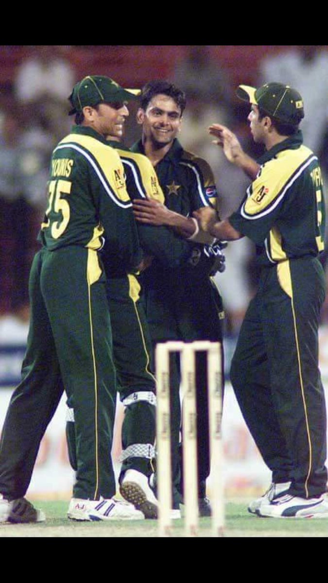 MHafeez22's tweet image. Alham du Lillah.. today I completed 13 years of international cricket 4 Pakistan.Honoured &amp;amp; Proud. Pakistan zindabad