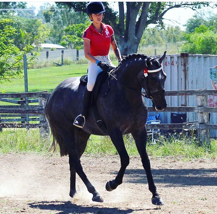 juliejohnsonR's tweet photo. #tracktohack Dancing on Que by walking or dancing excels! @thetwinsdjs #projectponies do a brilliant job 👌🏼 https://t.co/RgORlntN2L