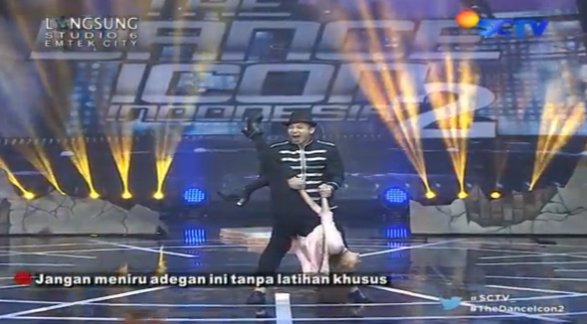 SCTV's tweet photo. Wowwww romantis + keren ya duet dance @AdieztyFersa dengan @GilangDirga #TheDanceIcon2 https://t.co/8VlLlSuL63