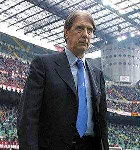 MilanistiOrId's tweet photo. RIP, Legend Milan | Cesare Maldini 
#RIPCesareMaldini #ForzaMilan https://t.co/KNxG8aVpPO