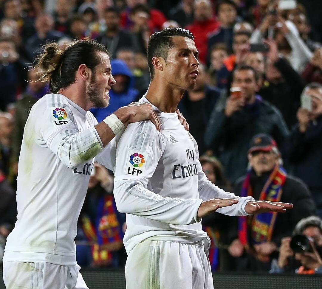 Madrid_Indo's tweet photo. Someone says he only scores against small team. And yes, he did it.

#Calma #VivaRonaldo https://t.co/jh104mJ02u