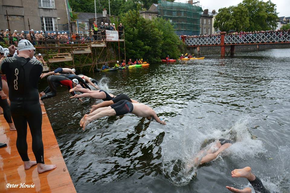 Vibes & Scribes Lee Swim tweet media