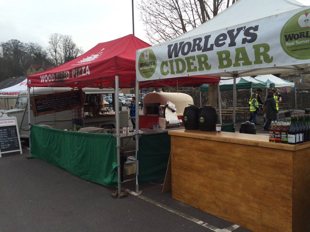 Pizza and cider. Re-united with <a href="/FieldtoFire/">Field to Fire</a> for <a href="/morethanamarket/">The Frome Independent</a> 2016. Bring it on :)