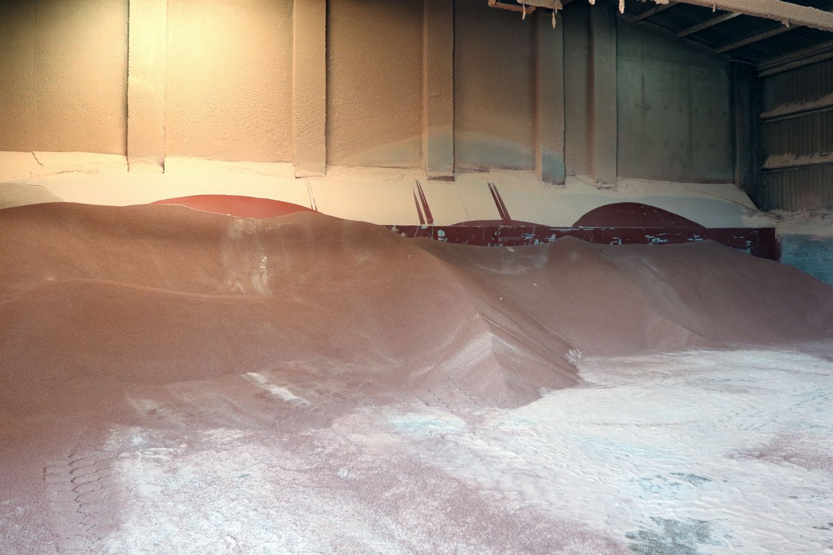iclboulby's tweet photo. Can you guess how many tonnes of potash there are in this pile? #TeesDock #ICLUK #Potash https://t.co/3PngPrmO8n