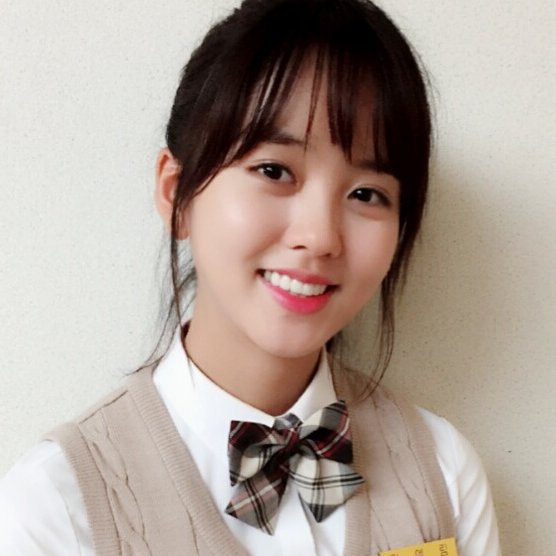 sohyvnn99's tweet photo. ANNYEONG!
KIM SOHYUN HERE https://t.co/xEs9KpmKoy