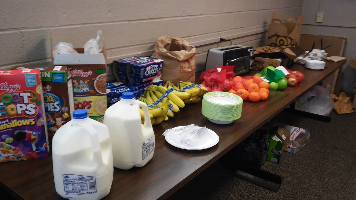 Fitzman66Mike's tweet photo. Breakfast of champions! home stretch dead ahead... #gocodegj #gocodeco https://t.co/lBCcDIvHT9