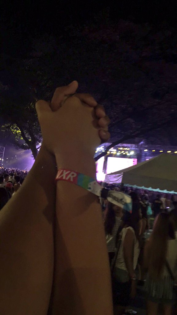 alxndrdnc's tweet image. About last night🎇
💃🏽 @REDsilvestre_ 
NeverlandxRaveolution🍸
#NxR2016 #RaveolutionPH