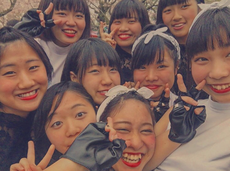 BisKo_38's tweet photo. 今日は《あけぼの山公園桜まつり》に
参加させていただきました😊💗

今日も38thビス子。は朝からテンション高��で、、みんなで写真撮って〜🎶ほんと楽しかったね🐼✔️
事故もなく無事成功してよかったです👭
次のイベントもがんばります🌤 https://t.co/pewV8XHdJR