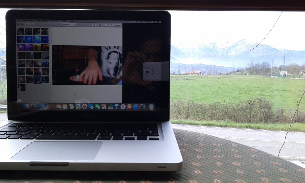 Trab en las pics de la pedazo de party de <a href="/DVZN33400/">DVZN 33400</a>  en <a href="/_BomboCaja_/">BomboCajaEstudios</a> #VillaBeat #rap #photomusic