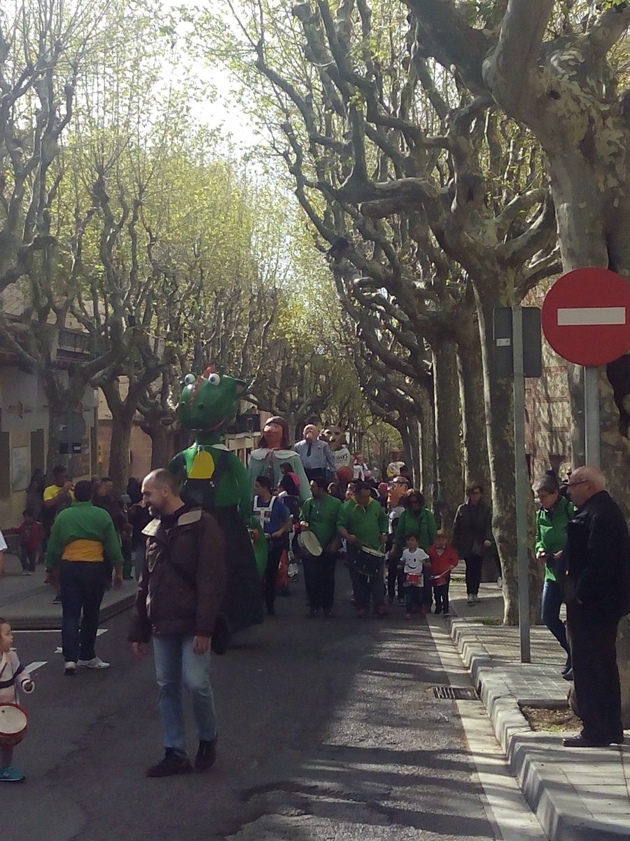 avermell's tweet photo. I hem fet somriure a l'Aleix! Mataró és gegant!!! @SomriureAleix https://t.co/oY4R3Xiupn
