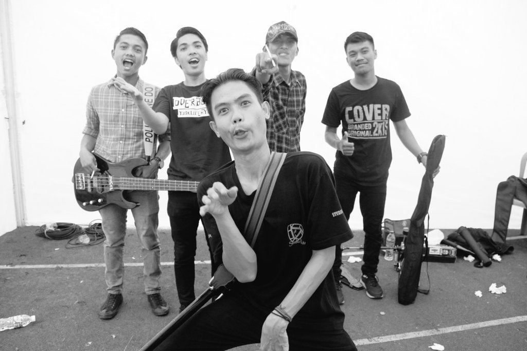 Street Night tweet media