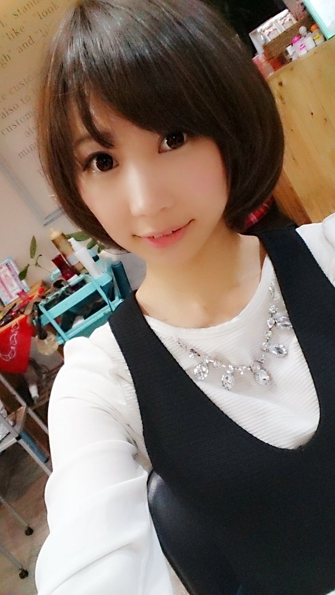 武石あゆ実 あゆみぃな Twitter પર 船田真妃ちゃんに紹介してもらった L Der S By U Realmという美容室でカット カラーしてきました 髪がまるでウィッグを付け替えたかのように 質感から変わりました T Co Sbtthbzy43 T Co Dqmceheffl 武石あゆ実 あゆみぃな Twitter પર 船田真妃ちゃんに紹介してもらった L Der S By U Realmという美容室でカット カラーしてきました 髪がまるでウィッグを付け替えたかのように 質感から変わりました T Co Sbtthbzy43 T Co Dqmceheffl