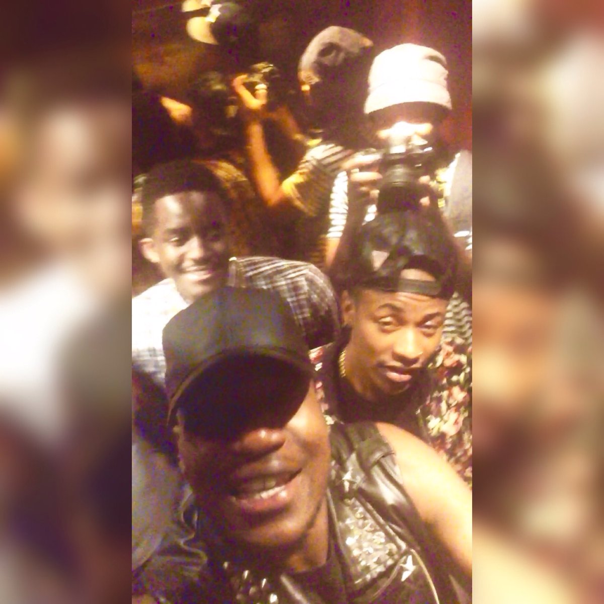 Dj_SoNice's tweet photo. Going up! @Priddy_Ugly @Wichi1080 #DjSoNice https://t.co/X5P7pWYjOq