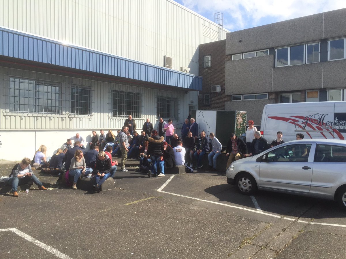 Met het #marchingseizoen in aantocht vandaag een exercitietraining met <a href="/AmantiusDB/">Drumfanfare Amantius</a>. Nu pauze in het zonnetje :-).