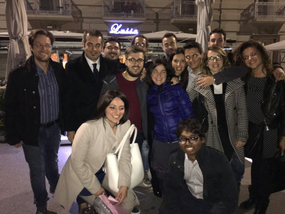 avcommunication's tweet photo. #avcommunication dinner https://t.co/CxTmAMHOAh