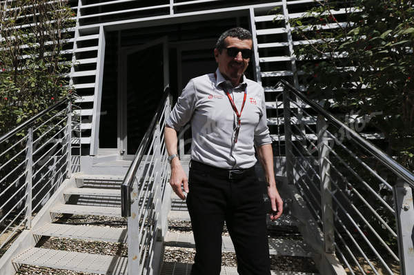 MSI_Images's tweet photo. The #teambosses in the #paddock for the meeting with #JeanTodt #qualiformat @fia #F1 #BahrainGP https://t.co/TExzTRB9XL