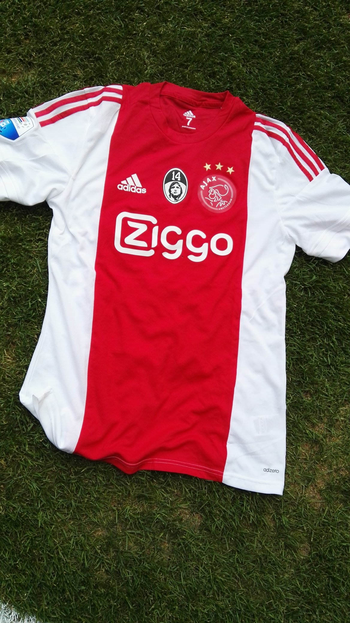 levering punt Veilig AFC Ajax on Twitter: "In dit schitterende shirt speelt #Ajax vandaag tegen  PEC Zwolle. #vooraltijdnr14 https://t.co/OrekBEniW3" / Twitter