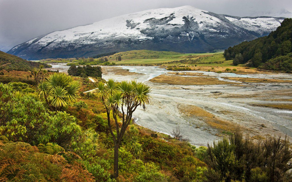 TravelLeisure's tweet image. The surprising reason New Zealand&apos;s South Island has had a tourism boom: tandl.me/1Y8fXAv