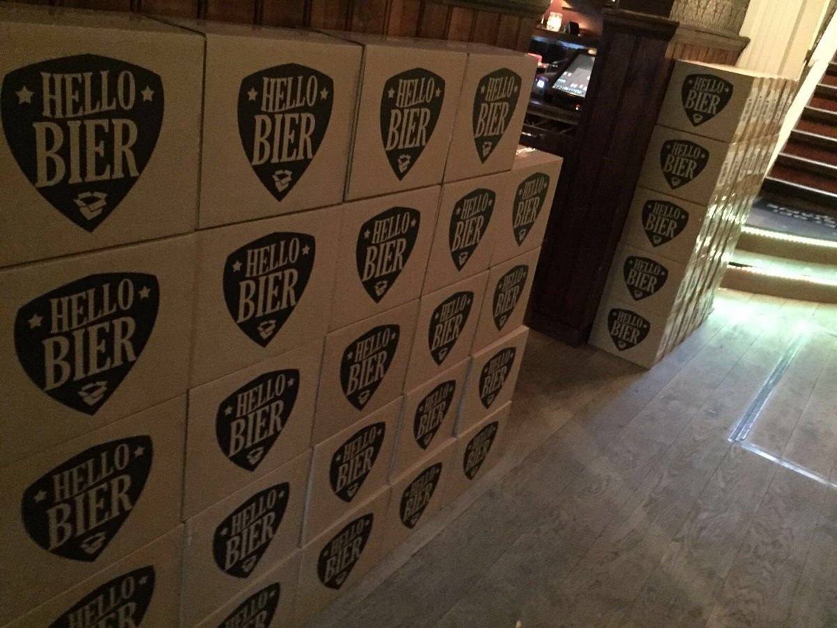 hellobier_nl's tweet photo. De bestellingen zijn weer de deur uit. Wordt extra genieten met mooi weer #hellobier #thuisbezorgd #bierindezon https://t.co/iCchFREVL2