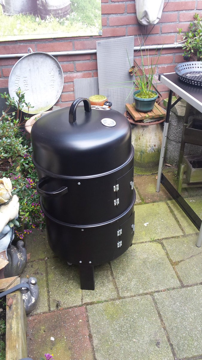 Vanmiddag voor de eerste keer weer barbecuen 😊