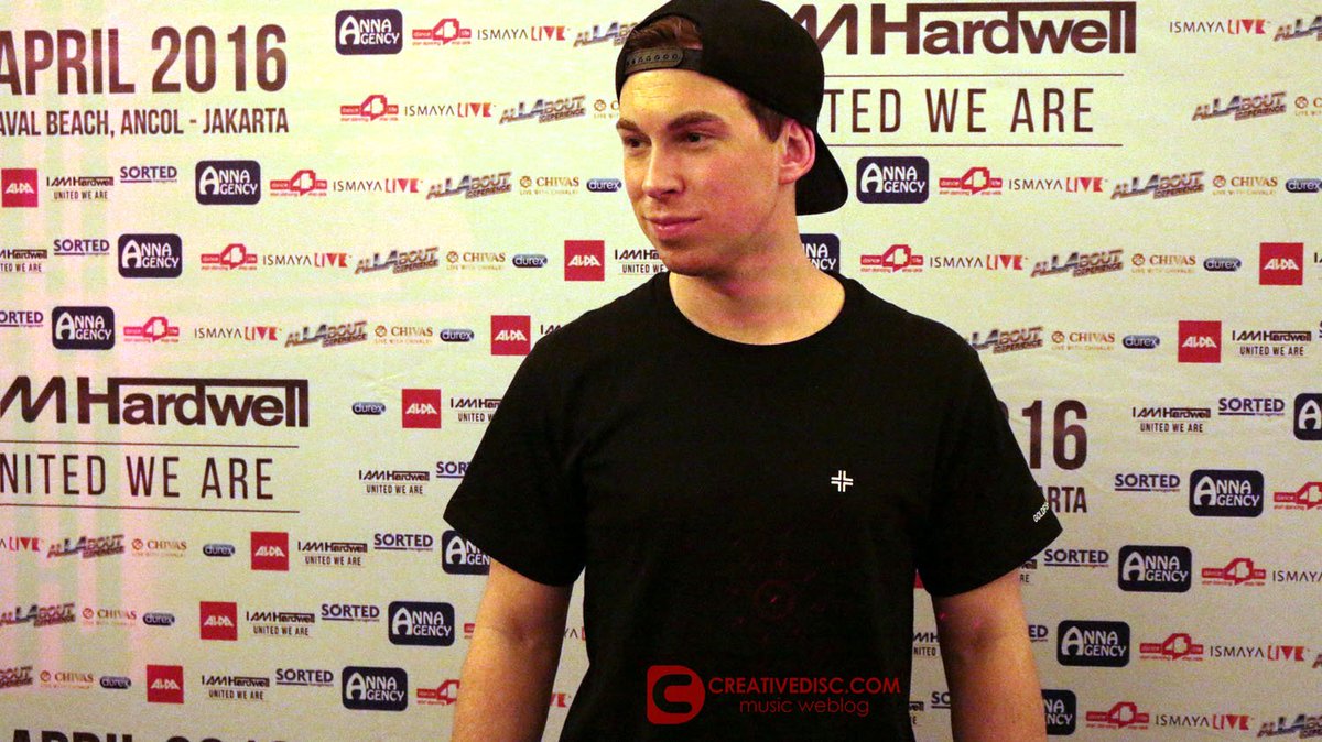 Last night, press conference <a href="/Hardwell/">Hardwell</a> and <a href="/killthebuzz/">KillTheBuzz</a> #IAmHardwellJKT