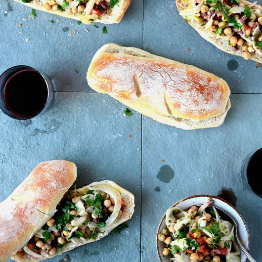 Spring sandwiches that will last all the way to and through the picnic: fandw.me/21Xw58H