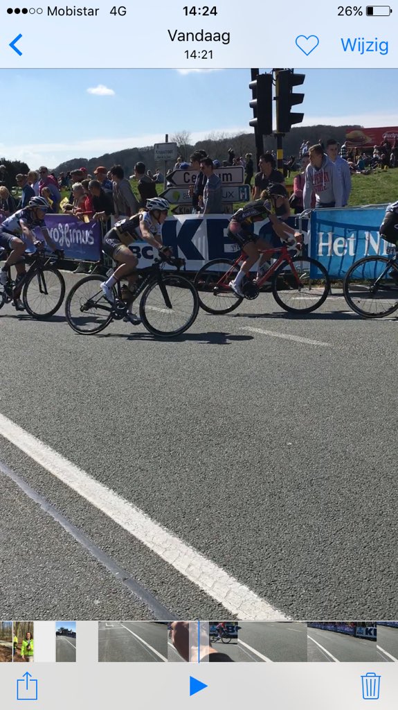 Guilldor's tweet photo. @teamTSVLA #sportivebeauties we are very proud to be your sponsor! Super prestatie op de kruisstraat 🔆✨🔆 https://t.co/wfdDVokGQw