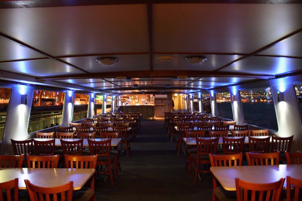 viscountcruises's tweet photo. Private and corporate boat hire. Whatever your event our boats make a fantastic London venue #party #boat #Thames https://t.co/9u02StQQwo