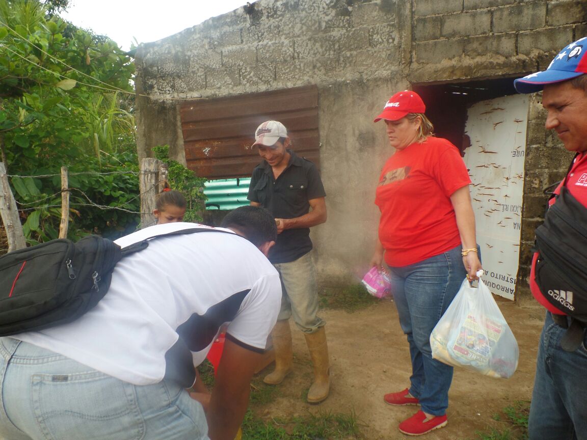fjpikea's tweet photo. Nuestra Mayor Satisfacción "Llegar a los Más Necesitados" CasaxCasa La Trinidad Ori. @RCarrizalezPSUV @RMarcoTorres https://t.co/oYYOSULbSQ