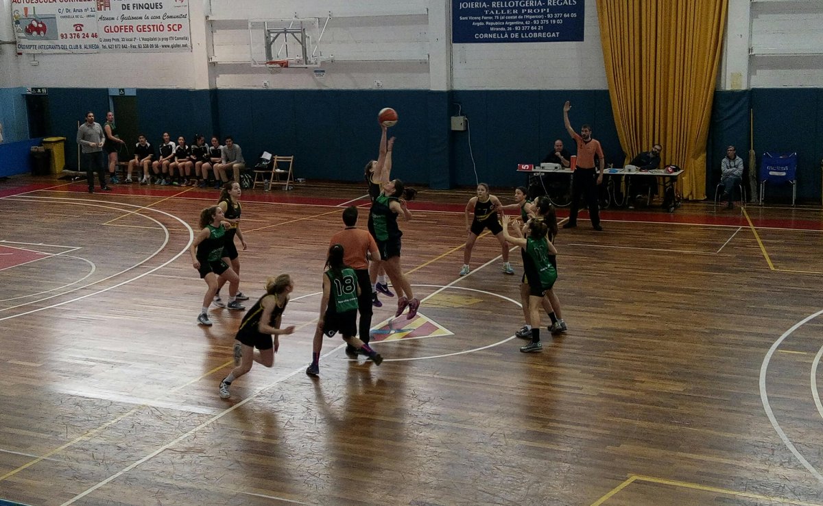 2001FemAlmeda's tweet photo. Enhorabuena, clasificadas para fases!Buen partido @BasketAlmeda #C2F 84 @joventutfemeni 55 #CadetPreferent #somequip https://t.co/04gSf4E2PG