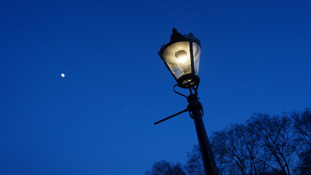 LightDesignID tweet picture