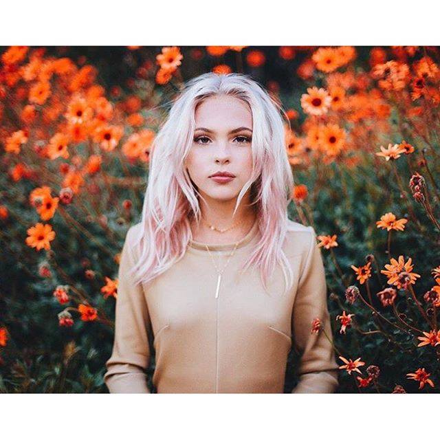 jjjale24's tweet photo. @JJJordynjones flowers background https://t.co/66cPkrW0iz