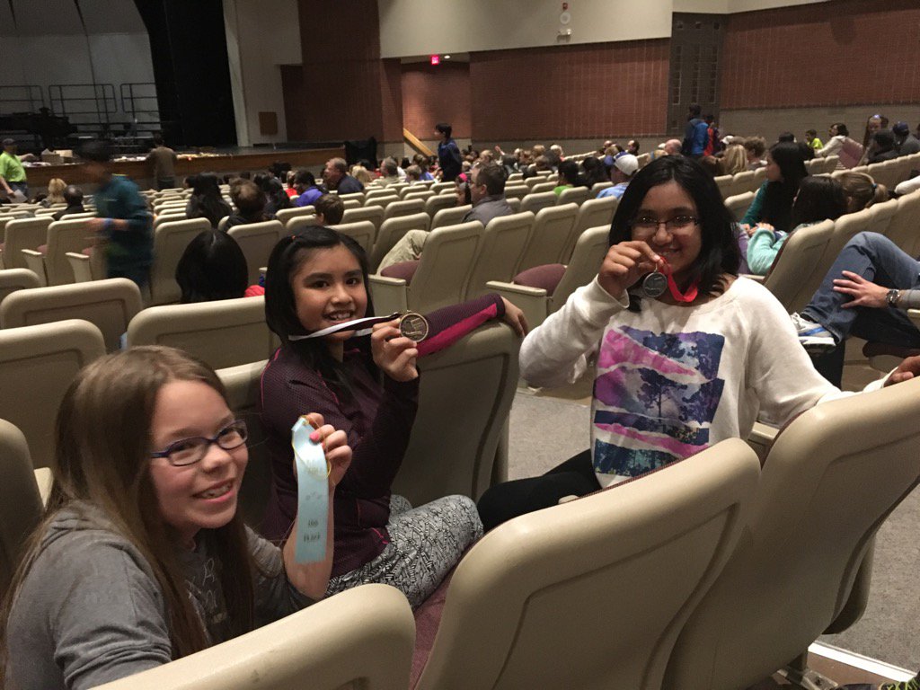 MuktaSharma2016's tweet photo. 5th graders Celebrating broken arrow #team512 at KCATM on apr 2 https://t.co/EKoxlODtgw