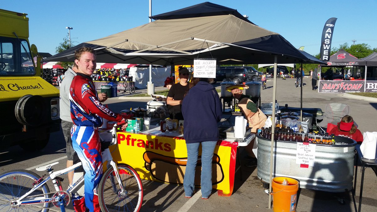 Let's #serve some #pfranks at @CTBMX and the #lonestarnationals  #BMX  last day #goinwayfast  yall!